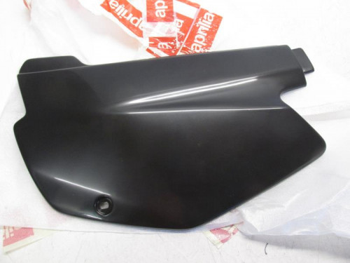 Cache lateral gauche APRILIA MX 50 95-03