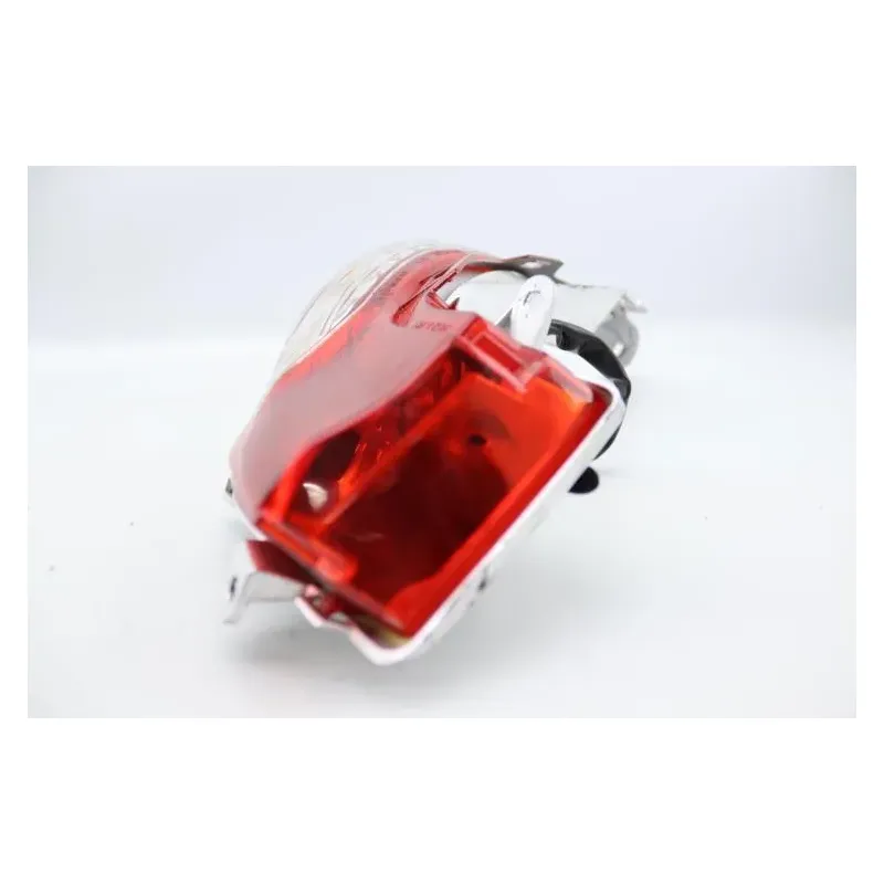 Feu arriere droit HONDA FES 125 S WING ABS 2011 - 2011