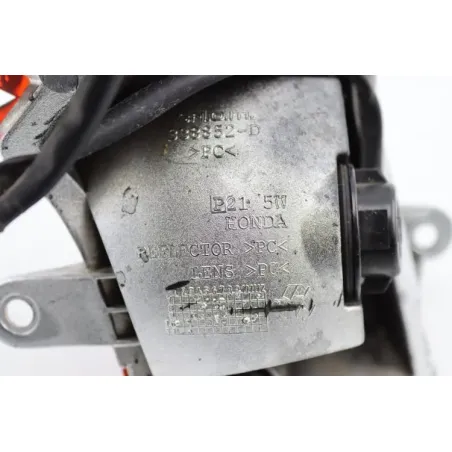 Feu arriere droit HONDA FES 125 S WING ABS 2011 - 2011