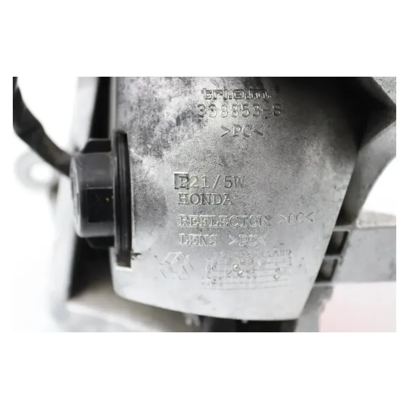 Feu arriere gauche HONDA FES 125 S WING ABS 2011 - 2011
