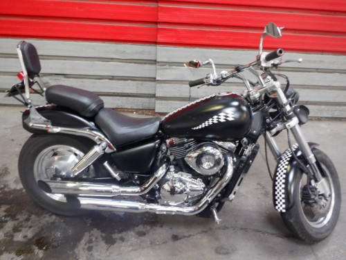 SUZUKI 800 MARAUDER VZ
