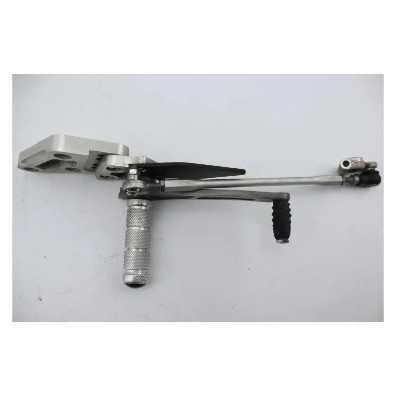 Platine avant gauche SUZUKI GSXR 1300 HAYABUSA 1999 - 2007