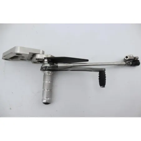 Platine avant gauche SUZUKI GSXR 1300 HAYABUSA 1999 - 2007