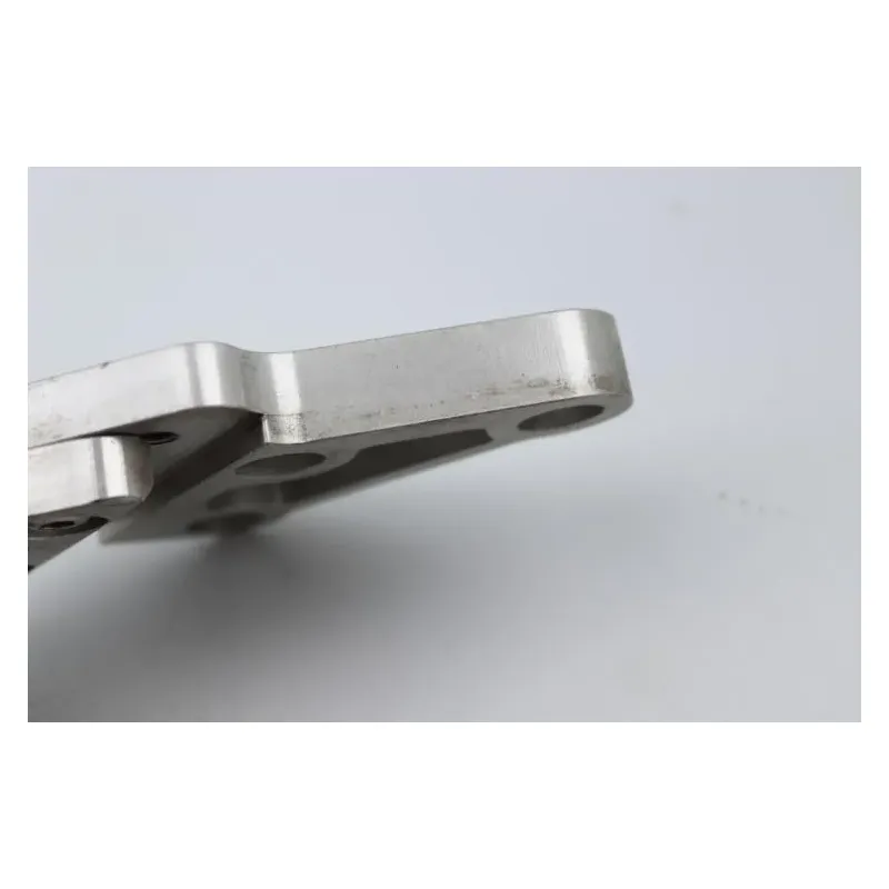 Platine avant gauche SUZUKI GSXR 1300 HAYABUSA 1999 - 2007