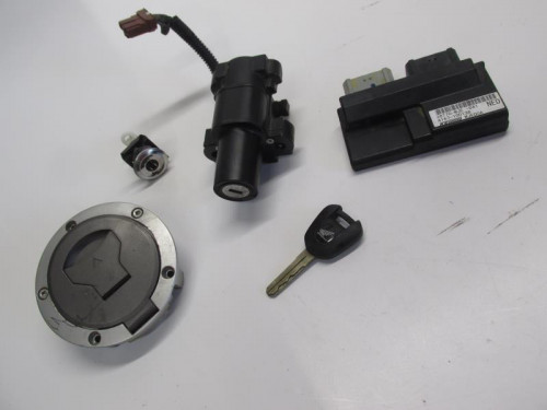 Jeu de serrure contacteur a cle code HONDA CB 650 F 2014-2016