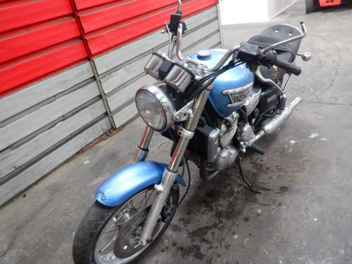 TRIUMPH 900 THUNDERBIRD