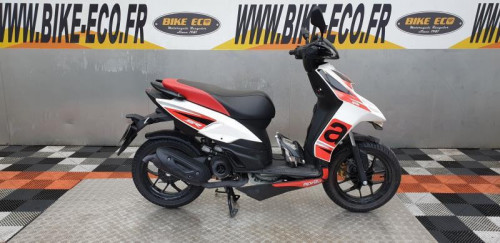 APRILIA SR 50 MOTARD