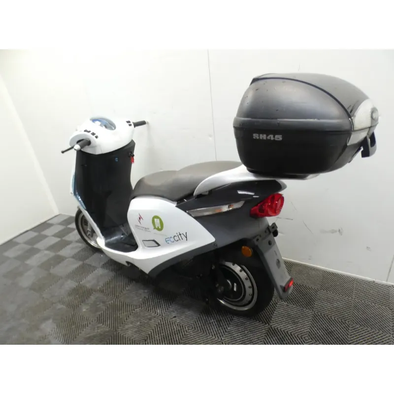 ECCITY MOTOCYCLES ARTELEC 670
