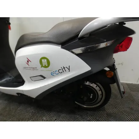 ECCITY MOTOCYCLES ARTELEC 670