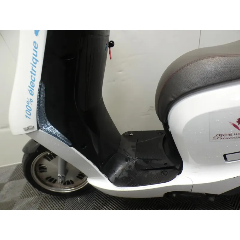 ECCITY MOTOCYCLES ARTELEC 670