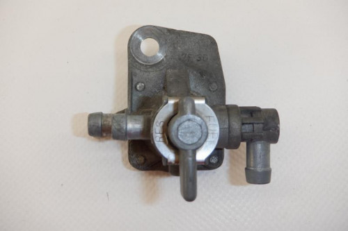 Robinet essence SUZUKI 500 GSE 1996 - 2000
