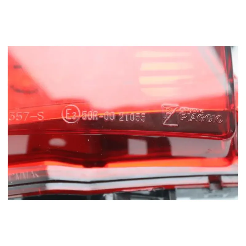 Feu arriere gauche PIAGGIO MP3 400 ABS 2020 - 2021