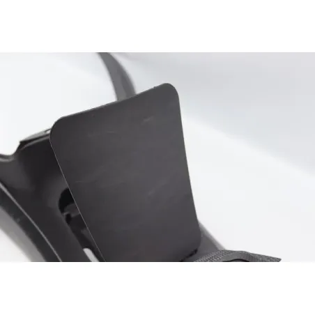 Cache carenage centrale marche pieds plancher PIAGGIO MP3 400 ABS 2020 - 2021
