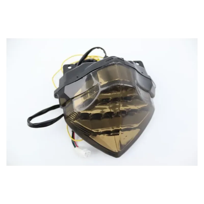 Feu arriere YAMAHA YZF 1000 R1 2004 - 2006
