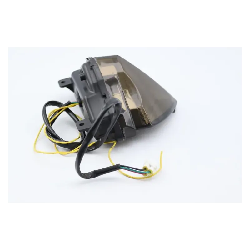 Feu arriere YAMAHA YZF 1000 R1 2004 - 2006