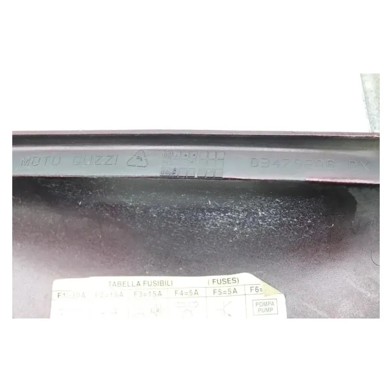 Cache sous selle droit MOTO GUZZI CALIFORNIA 1100 EV 1998 - 2007