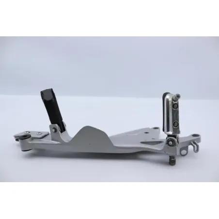 Platine avant droite HONDA CBF 500 2004 - 2007