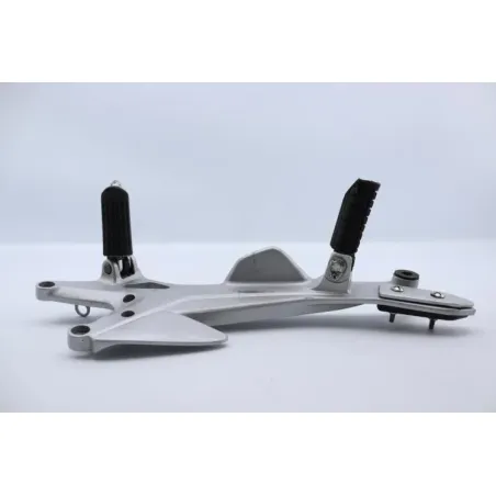 Platine avant droite HONDA CBF 500 2004 - 2007