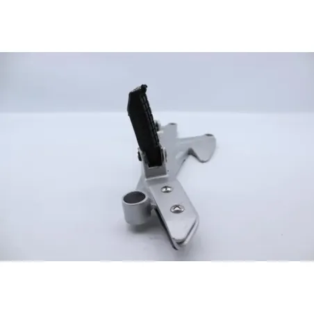 Platine avant gauche HONDA CBF 500 2004 - 2007