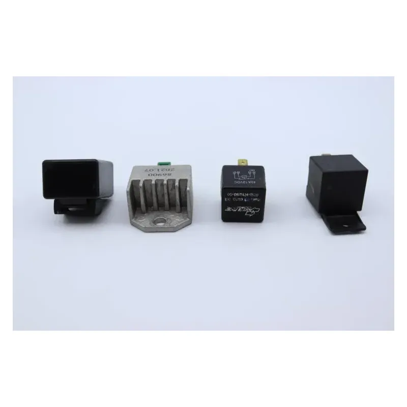 Relais boitier electrique YAMAHA TZR 50 2007 - 2008