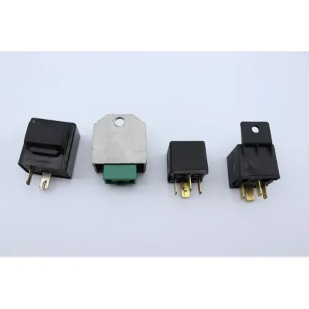 Relais boitier electrique YAMAHA TZR 50 2007 - 2008