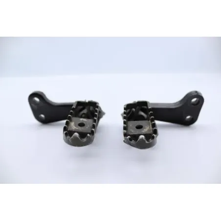Repose pieds avant droit YAMAHA TENERE 660 1991 - 1996