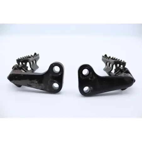 Repose pieds avant droit YAMAHA TENERE 660 1991 - 1996