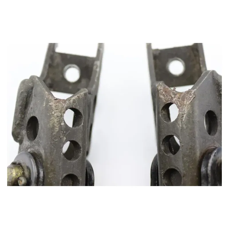 Repose pieds avant droit YAMAHA TENERE 660 1991 - 1996