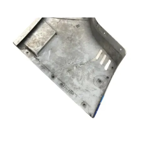 Cache flanc de carenage droit SUZUKI GSXR 750 1985