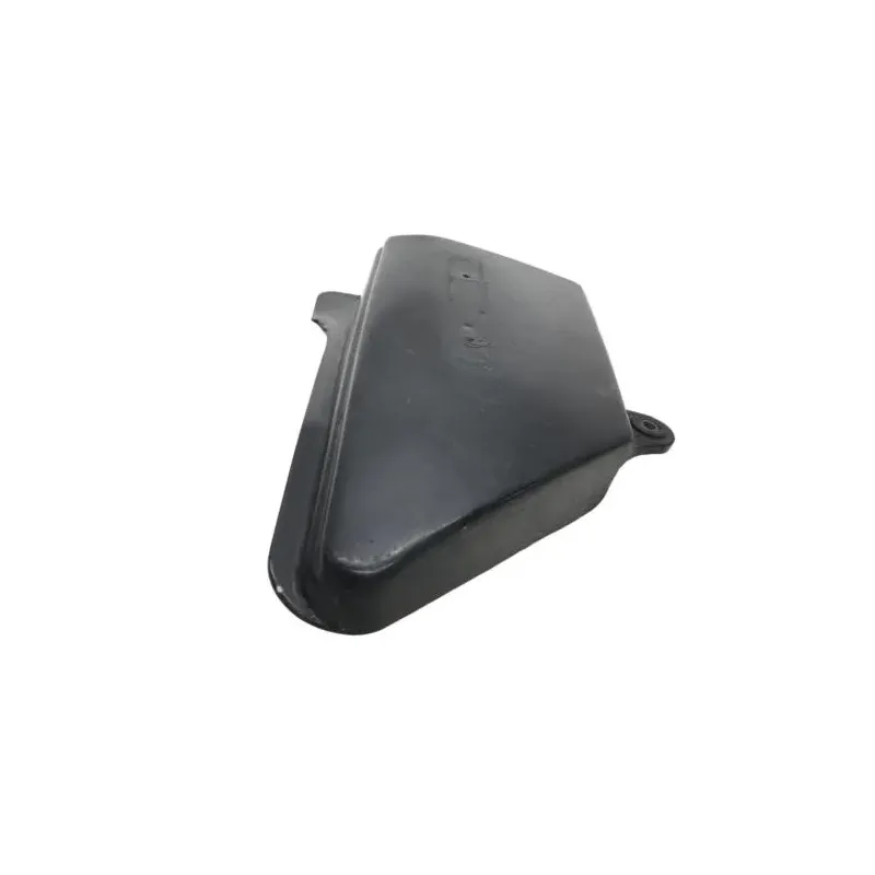 Cache carenage sous selle droit SUZUKI GS 750 1977-1978