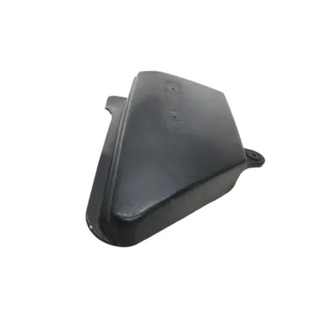 Cache carenage sous selle droit SUZUKI GS 750 1977-1978