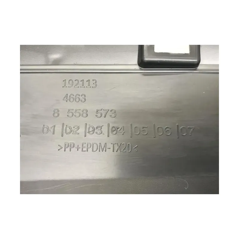 Plancher marche pied gauche BMW C 400 GT 2018-2019
