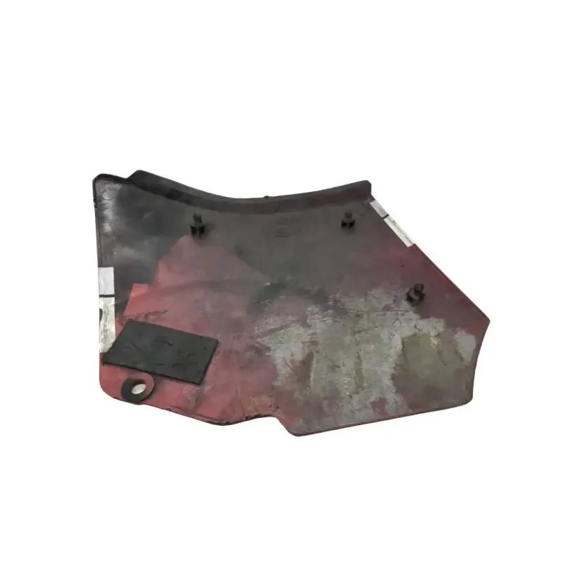 Cache carenage sous selle droit SUZUKI GSXR 750 1985-1987