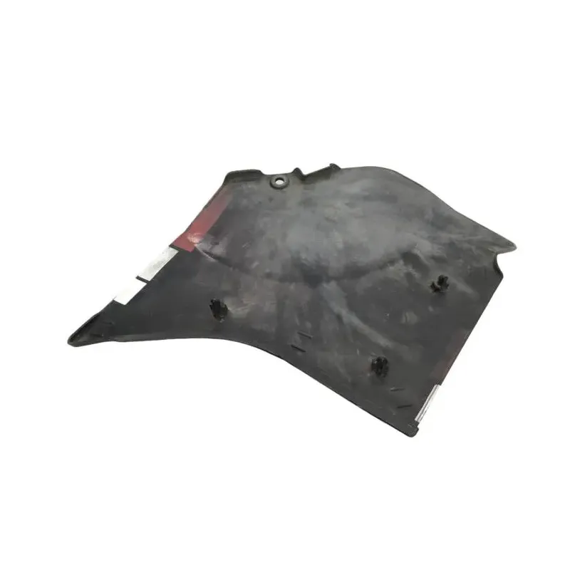 Cache carenage sous selle gauche SUZUKI GSXR 750 1985-1987