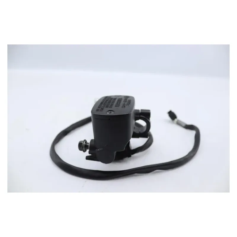Maitre cylindre frein avant YAMAHA XP 560 TMAX ABS 2022 - 2024