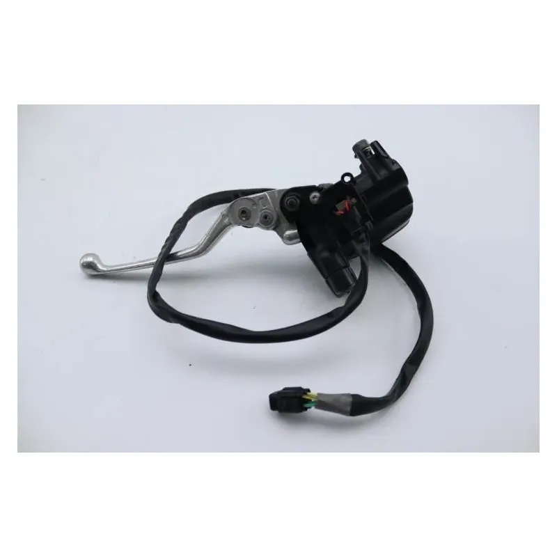 Maitre cylindre frein avant YAMAHA XP 560 TMAX ABS 2022 - 2024