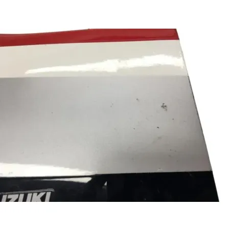 Cache carenage sous selle gauche SUZUKI GSXR 1100 1986-1988