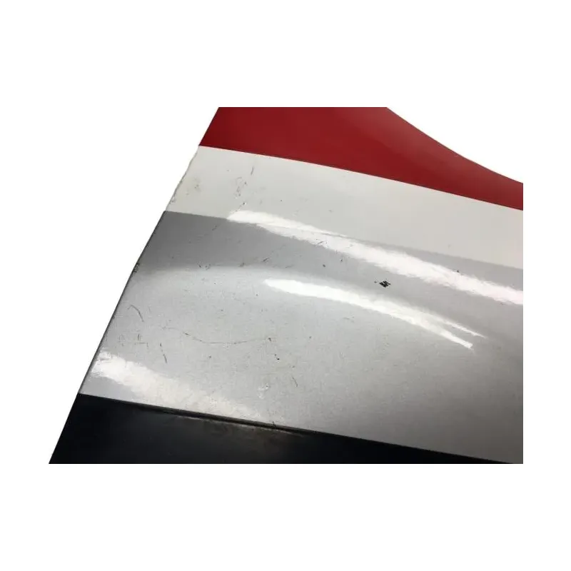 Cache carenage sous selle gauche SUZUKI GSXR 1100 1986-1988