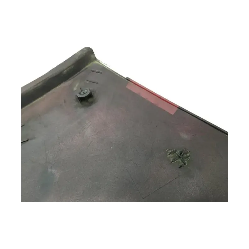 Cache carenage sous selle droit SUZUKI GSXR 750 1985-1987