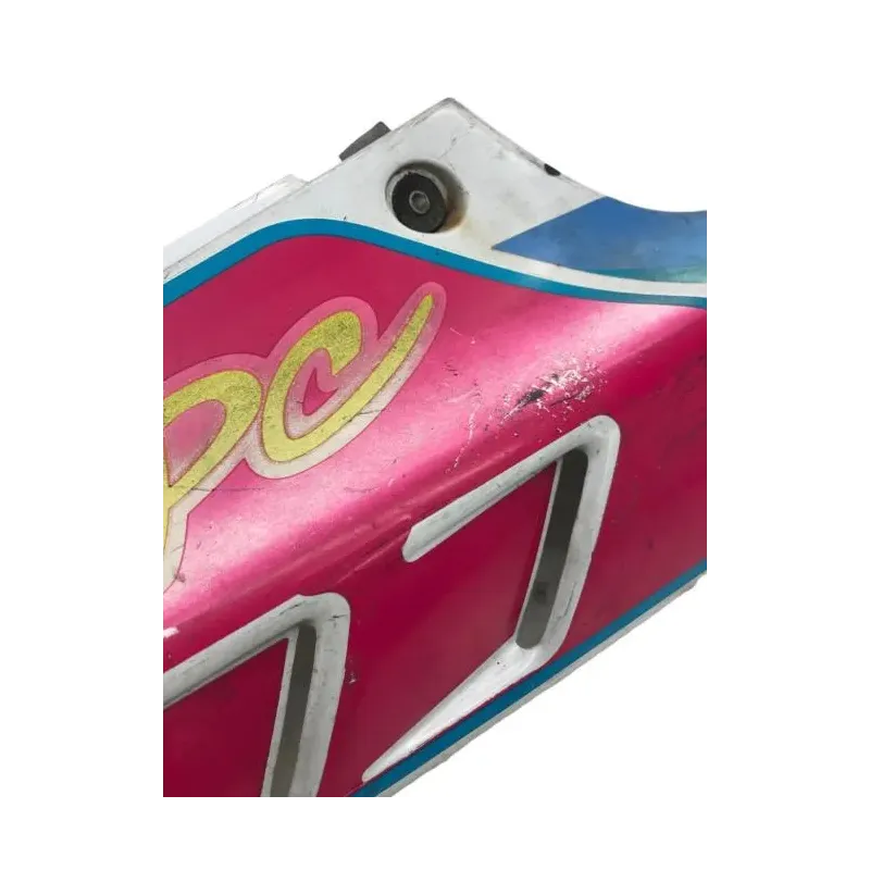 Cache carenage coque arriere droit SUZUKI RGV 250 1991-1996