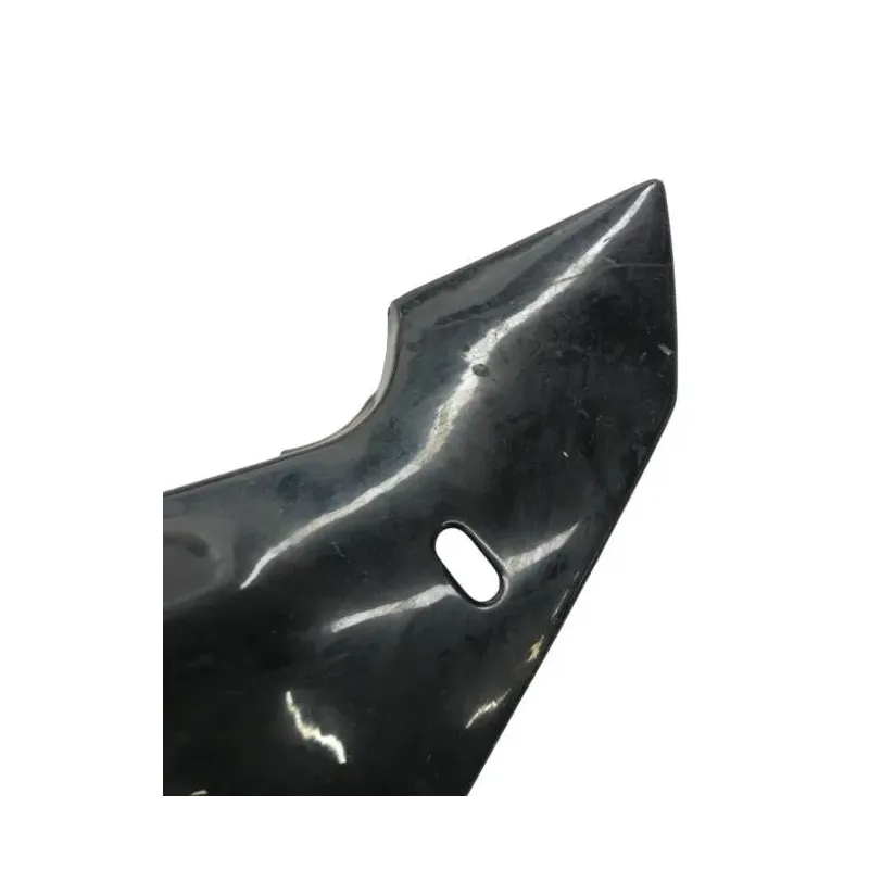 Cache carenage coque arriere droit SUZUKI RG 125 F 1992-1996 GAMMA