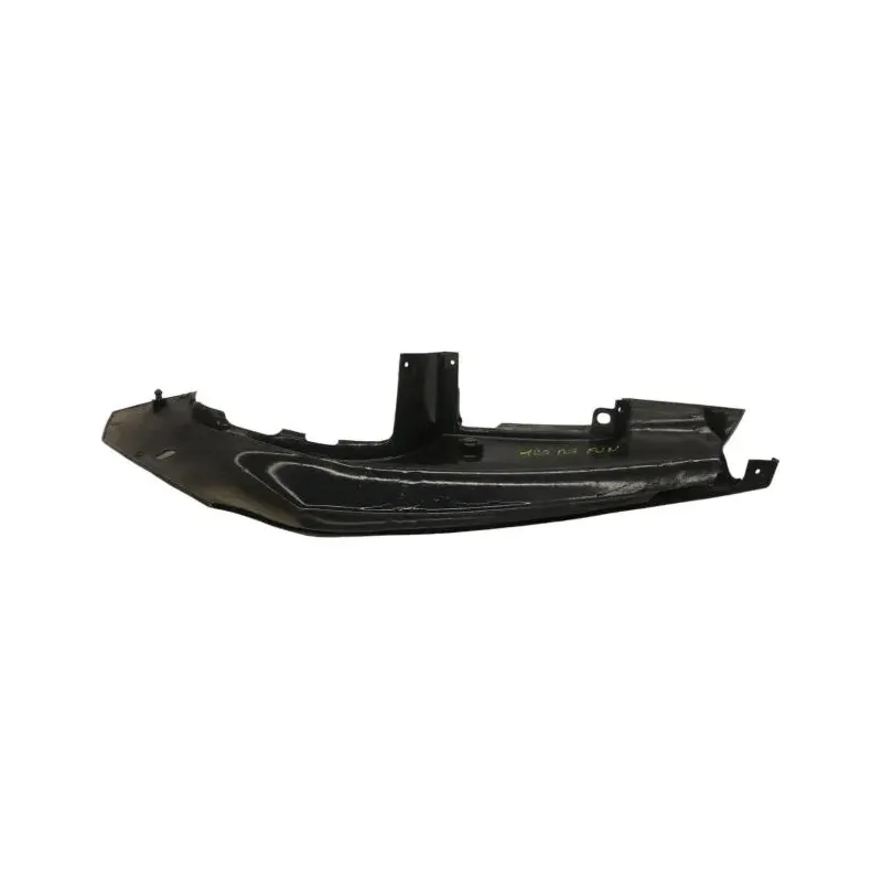Cache carenage coque arriere droit SUZUKI RG 125 F 1992-1996 GAMMA