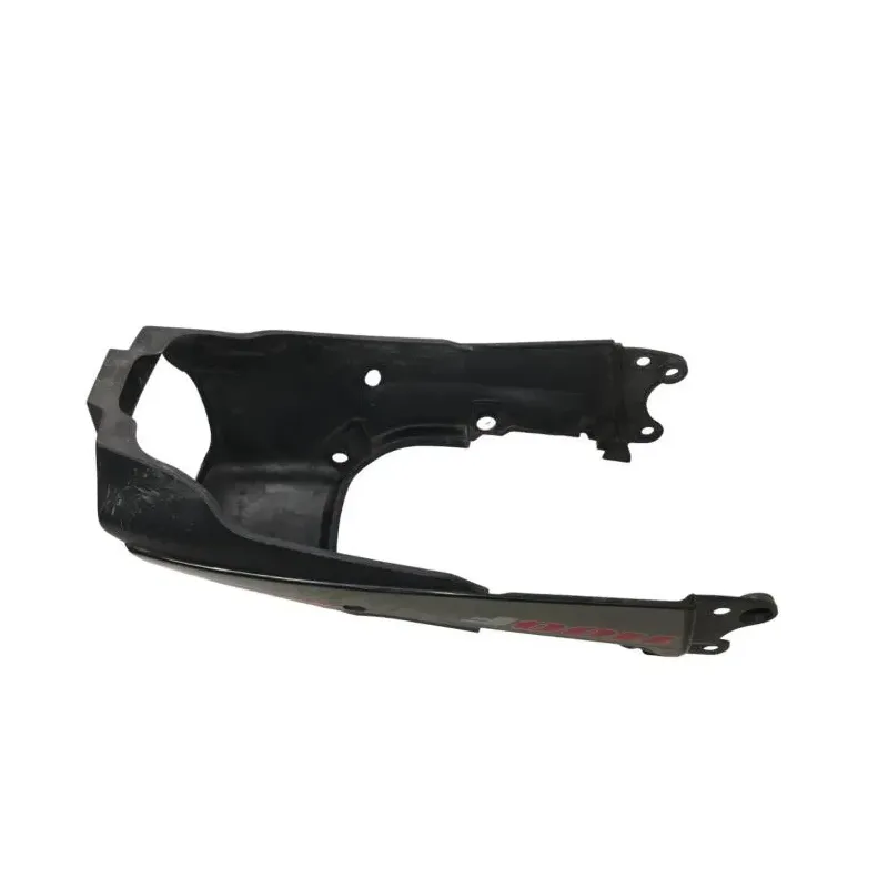 Cache carenage coque arriere SUZUKI GSX 1100 F 1988-1993