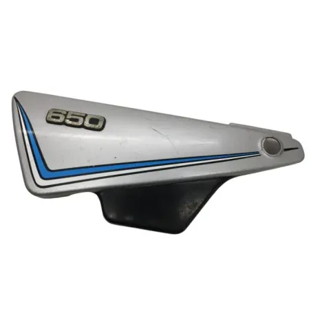 Cache carenage sous selle gauche YAMAHA XJ 650 1980-1983