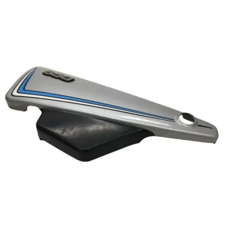 Cache carenage sous selle gauche YAMAHA XJ 650 1980-1983