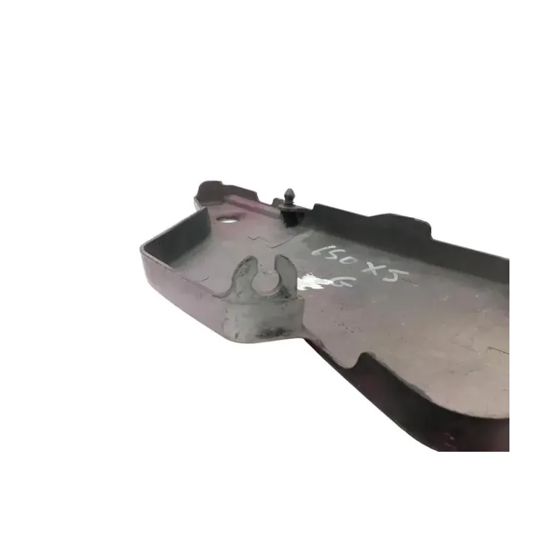 Cache carenage sous selle gauche YAMAHA XJ 650 1980-1983