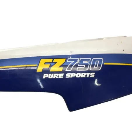 Cache carenage coque arriere droit YAMAHA FZ 750 1985-1986
