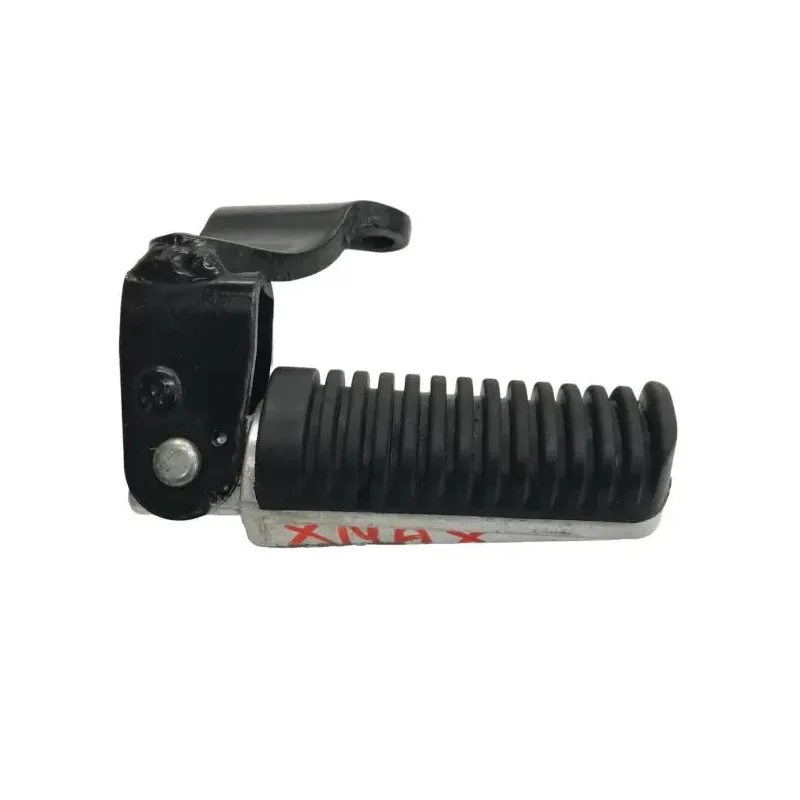 Platine et repose pieds arriere gauche YAMAHA YPR 125 2006-2009 XMAX
