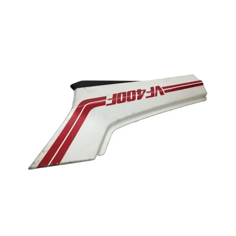 Cache carenage sous selle droit HONDA VF 400 F 1983-1984