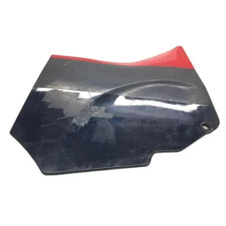 Cache carenage sous selle droit SUZUKI GSXR 750 1985-1987